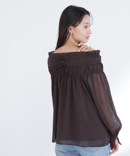 NATURAL BEAUTY BASIC(ナチュラルビューティーベーシック)の「◇シャーリングショルダーブラウス(シャツ/ブラウス・レディース・イエロー/ブラウン/オフホワイト・FREE)」の15枚目の写真