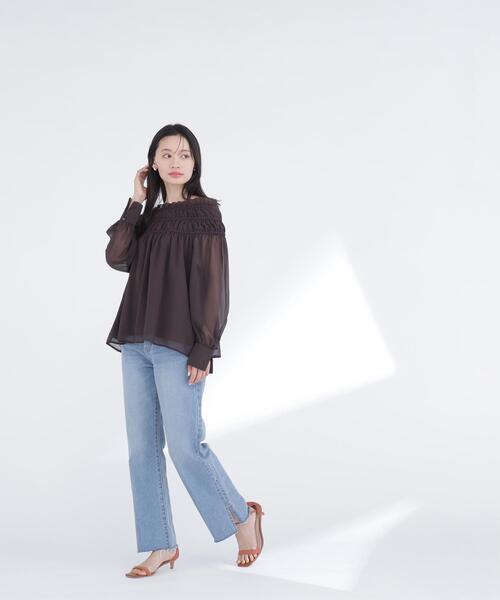 NATURAL BEAUTY BASIC(ナチュラルビューティーベーシック)の「◇シャーリングショルダーブラウス(シャツ/ブラウス・レディース・イエロー/ブラウン/オフホワイト・FREE)」の16枚目の写真