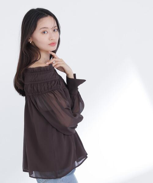 NATURAL BEAUTY BASIC(ナチュラルビューティーベーシック)の「◇シャーリングショルダーブラウス(シャツ/ブラウス・レディース・イエロー/ブラウン/オフホワイト・FREE)」の20枚目の写真