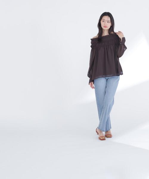 NATURAL BEAUTY BASIC(ナチュラルビューティーベーシック)の「◇シャーリングショルダーブラウス(シャツ/ブラウス・レディース・イエロー/ブラウン/オフホワイト・FREE)」の21枚目の写真