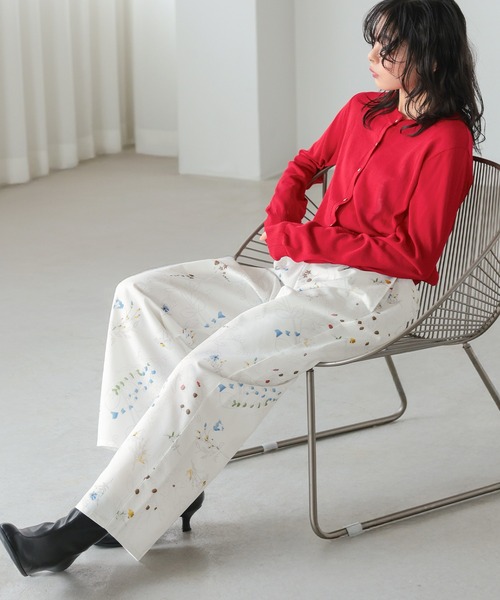 itto...（イット）の「花柄プリントパンツ（スラックス・レディース・ブラック/オフホワイト・M）」の7枚目の写真