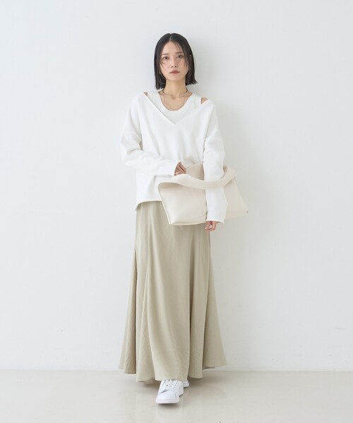 Rouge vif Anna（ルージュヴィフアンナ）の「裏毛Vネックスウェットプルオーバー（スウェット・レディース・グレー/オフホワイト・フリー）」の14枚目の写真