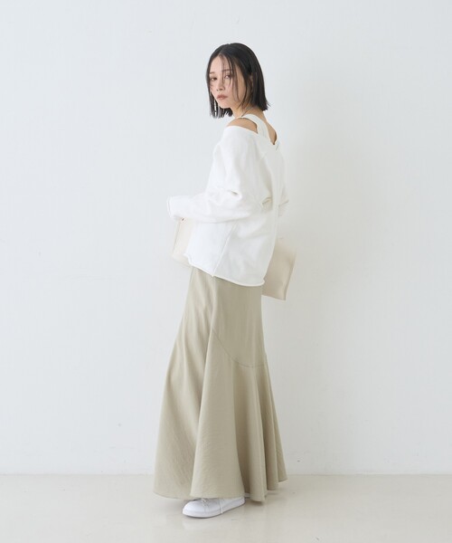 Rouge vif Anna（ルージュヴィフアンナ）の「裏毛Vネックスウェットプルオーバー（スウェット・レディース・グレー/オフホワイト・フリー）」の19枚目の写真