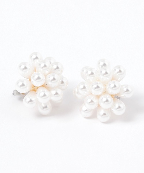LAKOLE（ラコレ）の「小粒パールピアス / 648405（ピアス（両耳用）・レディース・ホワイト・FREE）」の2枚目の写真