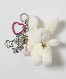 Foundry Mews（ファウンドリーミューズ）の「Foundry Mews/ファウンドリーミューズ 別注Petite Mews / うさぎ チャーム / キーホルダー（キーホルダー）」