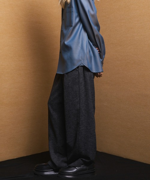 MAISON SPECIAL（メゾンスペシャル）の「《UNISEX》DRY Tweed One-tuck Prime-Wide Tapered Slacks/ドライツイードプライムワイドワンタックテーパードスラックス【MAISON SPECIAL/メゾンスペシャル】■セットアップ対応■（スラックス・メンズ・グレー/ブラック・1/0/2）」の13枚目の写真