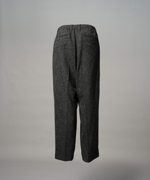 MAISON SPECIAL（メゾンスペシャル）の「《UNISEX》DRY Tweed One-tuck Prime-Wide Tapered Slacks/ドライツイードプライムワイドワンタックテーパードスラックス【MAISON SPECIAL/メゾンスペシャル】■セットアップ対応■（スラックス・メンズ・グレー/ブラック・1/0/2）」の4枚目の写真