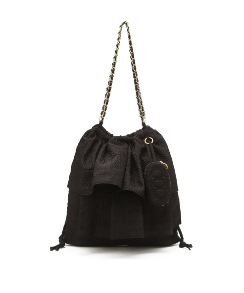 athe（アテ）の「[FRILL] ブラックチェーンバックパック兼ショルダーバッグ M AABA6E710BK（ショルダーバッグ・レディース・ブラック・FREE）」の2枚目の写真