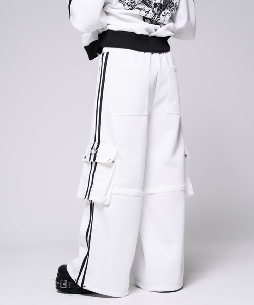 REFLEM(レフレム)の「『REFLEM/レフレム』2WAYワイドカーゴトラックパンツ(その他パンツ・レディース・ブラック×ホワイト/ホワイト×ブラック・FREE)」の19枚目の写真