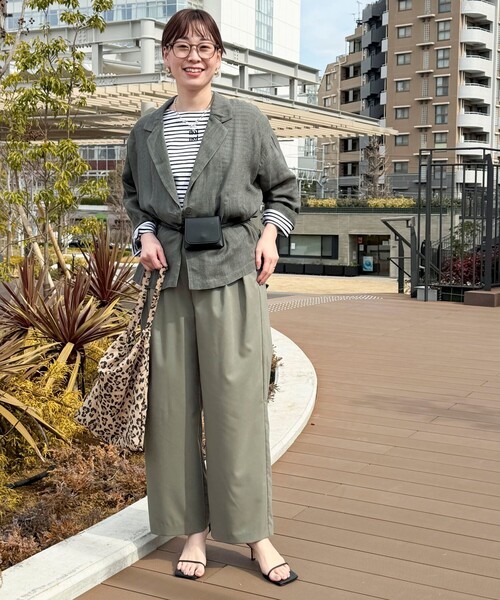 NOLLEY’S（ノーリーズ）の「カルゼストレッチツータックパンツ（その他パンツ・レディース・チャコールグレー/カーキ/ライトグレー/ネイビー・38/36）」の11枚目の写真