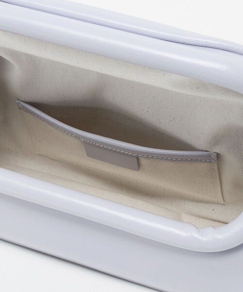 UNITED ARROWS(ユナイテッドアローズ)の「<OSOI>FOLDER BROT バッグ ICY BLUE(ショルダーバッグ・レディース・ライトブルー・FREE)」の5枚目の写真