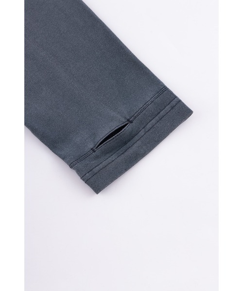 SUPPLIER(サプライヤー)の「ロンT|Dusty Iron Cross Layered Long Sleeve Tee|SUPPLIER(Tシャツ/カットソー・メンズ・ブラック/ベージュ・SMALL/MEDIUM/LARGE/X-LARGE)」の8枚目の写真