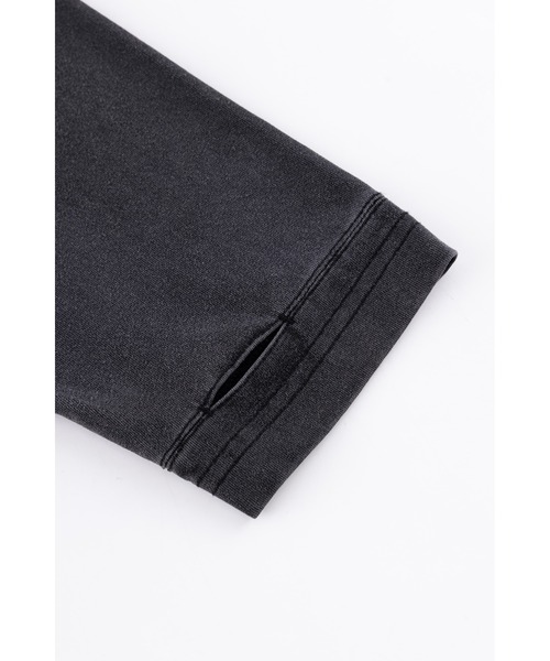 SUPPLIER(サプライヤー)の「ロンT|Dusty Iron Cross Layered Long Sleeve Tee|SUPPLIER(Tシャツ/カットソー・メンズ・ブラック/ベージュ・SMALL/MEDIUM/LARGE/X-LARGE)」の14枚目の写真