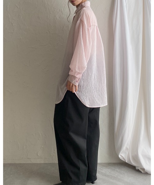 She's Closet(シーズクローゼット)の「長袖 ボリュームスリーブ ロング丈 オーバーサイズ ストライプ シアーシャツ(シャツ/ブラウス・レディース・グレー/イエロー/ネイビー/パープル/ホワイト/ピンク/グリーン・FREE)」の9枚目の写真