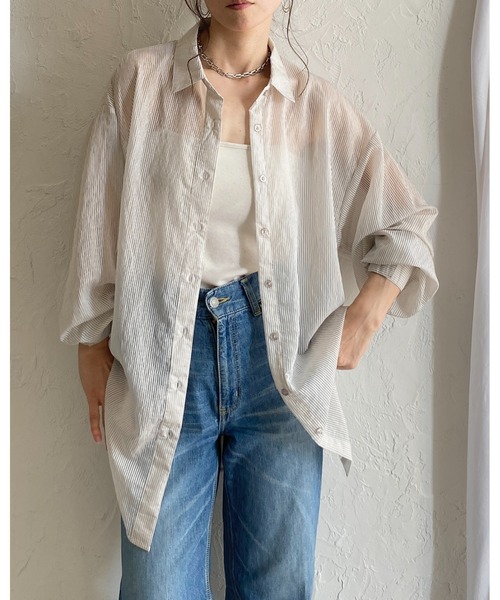 She's Closet(シーズクローゼット)の「長袖 ボリュームスリーブ ロング丈 オーバーサイズ ストライプ シアーシャツ(シャツ/ブラウス・レディース・グレー/イエロー/ネイビー/パープル/ホワイト/ピンク/グリーン・FREE)」の16枚目の写真