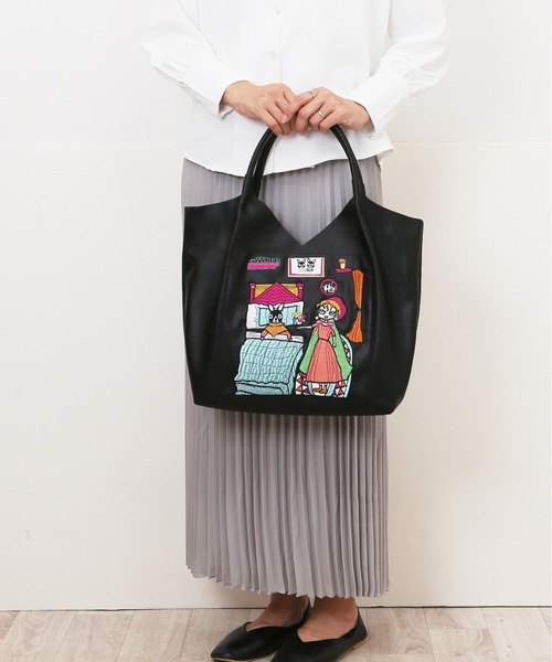 BACKYARD FAMILY(バックヤードファミリー)の「Lyre リタちゃん 合皮トートバッグ(トートバッグ・レディース・ピンク/ブラック/ブロンズ・FREE)」の5枚目の写真