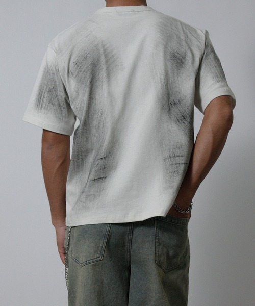 NYLAUS(ナイラス)の「【NYS】トライバル刺繍 スプレー加工 グランジ ショート丈 ヘンリーネック半袖Tシャツ(Tシャツ/カットソー・メンズ・ブラック/アイボリー/ワインレッド・L/M)」の13枚目の写真