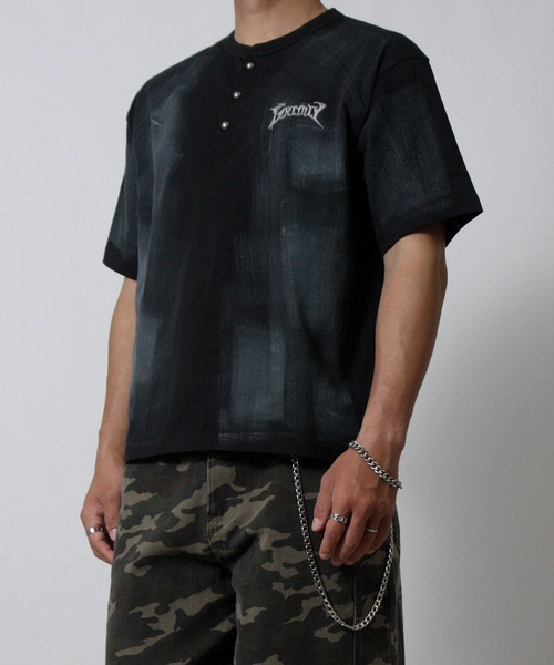 NYLAUS(ナイラス)の「【NYS】トライバル刺繍 スプレー加工 グランジ ショート丈 ヘンリーネック半袖Tシャツ(Tシャツ/カットソー・メンズ・ブラック/アイボリー/ワインレッド・L/M)」の22枚目の写真
