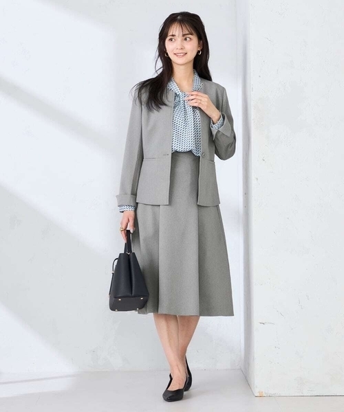 a.v.v(アーヴェヴェ)の「幾何柄ボウタイ風ブラウス(シャツ/ブラウス・レディース・ホワイト/ダークインディゴブルー・40/38/36)」の10枚目の写真