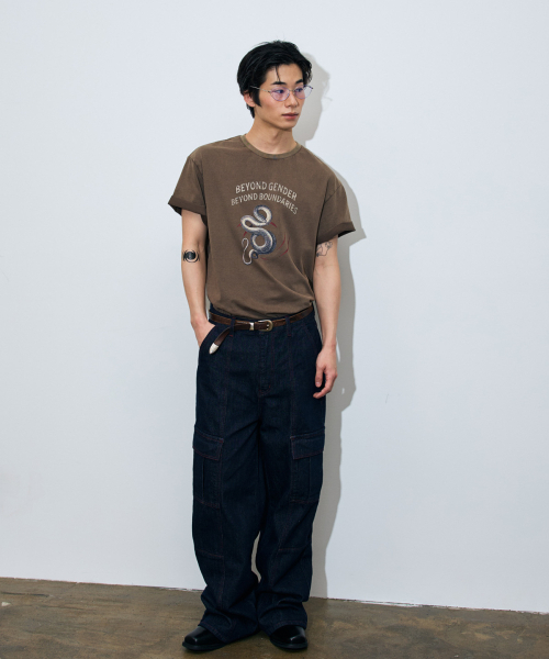 VETEZE(ベテゼ)の「Red Stitch Indigo Cargo Denim Pants(デニムパンツ・レディース・ブルー系その他・1/2/3)」の2枚目の写真