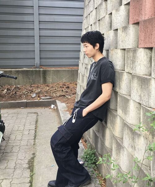 VETEZE(ベテゼ)の「Red Stitch Indigo Cargo Denim Pants(デニムパンツ・レディース・ブルー系その他・1/2/3)」の16枚目の写真