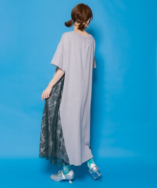 ScoLar（スカラー）の「161670：花ネコピクニック柄 天竺×レースワンピース（ワンピース・レディース・ブラック/杢グレー・M）」の5枚目の写真