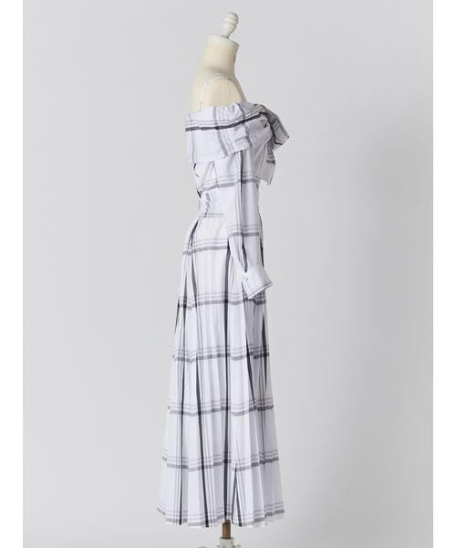 SNIDEL（スナイデル）の「ビッグリボンシャツワンピース（ワンピース・レディース・ブルー/ホワイト/チェック・0/1）」の5枚目の写真