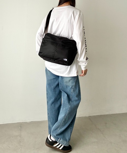 THE NORTH FACE(ザノースフェイス)の「THE NORTH FACE(ザ・ノースフェイス)/軽量 スクエア ショルダーバッグ クロスバッグ/TRAVEL CROSS BAG L(ショルダーバッグ・レディース・ブラック/カーキ・FREE)」の20枚目の写真