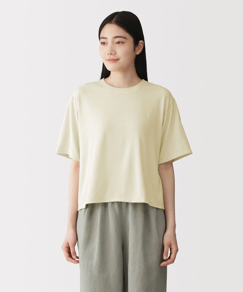 無印良品(ムジルシリョウヒン)の「婦人 UVカット吸汗速乾クルーネック半袖Tシャツ(Tシャツ/カットソー・レディース・ラベンダー/ライトイエロー/オフホワイト/ブラック・S/M/L/XL)」の4枚目の写真