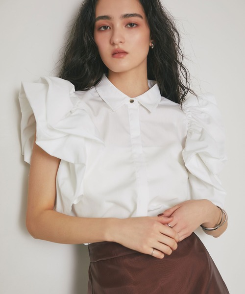 ARVELLIA（アルベリア）の「AIRY RUFFLE BLOUSE（シャツ/ブラウス・レディース・ブラック/ホワイト・M）」の19枚目の写真