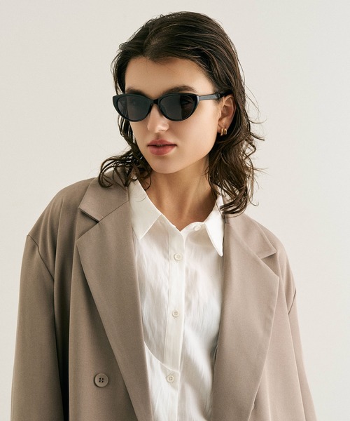 NUEF (ヌエフ)の「ウェリントンサングラス|カラーレンズ|トレンド|紫外線対策|UVカット|サングラス|NUEF|COLOR SUNGLASSES(サングラス・レディース・ブラック/ブラウン/グレー・FREE)」の14枚目の写真