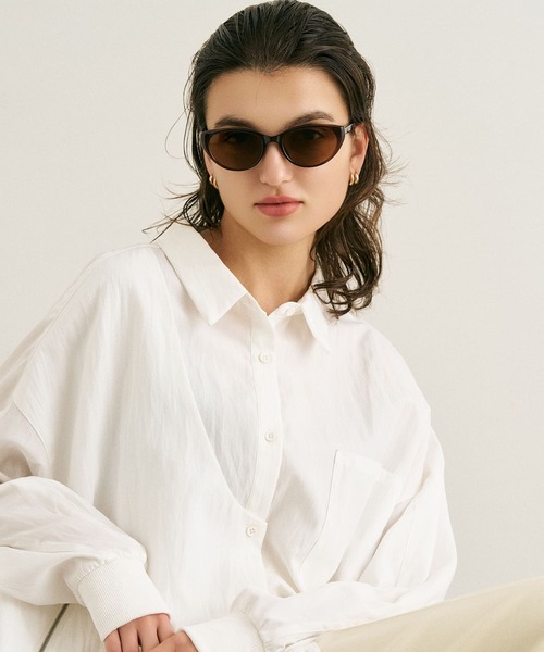 NUEF (ヌエフ)の「ウェリントンサングラス|カラーレンズ|トレンド|紫外線対策|UVカット|サングラス|NUEF|COLOR SUNGLASSES(サングラス・レディース・ブラック/ブラウン/グレー・FREE)」の15枚目の写真