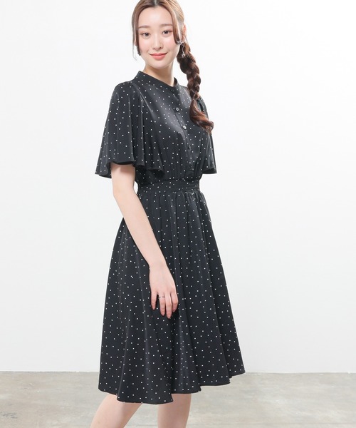 Honeys(ハニーズ)の「フレア袖ワンピース(ワンピース・レディース・ブラウン系/ブラック系/アイボリー系・L/3L/M/LL/S)」の15枚目の写真