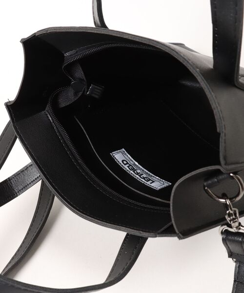 an meets zakka(アンミツザッカ)の「an meets zakka 合成皮革2WAYショルダー縦長スクエアボックスハンドバッグ(ショルダーバッグ・レディース・ブラック・ONESIZE)」の3枚目の写真