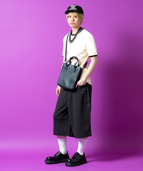 an meets zakka(アンミツザッカ)の「an meets zakka 合成皮革2WAYショルダー縦長スクエアボックスハンドバッグ(ショルダーバッグ・レディース・ブラック・ONESIZE)」の10枚目の写真