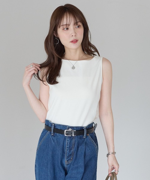 PREFERIR（プレフェリール）の「きれい見えボートネックタンクトップ｜上品見え・インナー使い・ON/OFF対応（タンクトップ・レディース・ブラック/カーキ/チャコールグレー/ベージュ/ホワイト・MEDIUM/LARGE）」の13枚目の写真