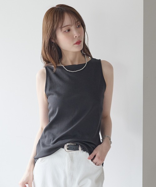 PREFERIR（プレフェリール）の「きれい見えボートネックタンクトップ｜上品見え・インナー使い・ON/OFF対応（タンクトップ・レディース・ブラック/カーキ/チャコールグレー/ベージュ/ホワイト・MEDIUM/LARGE）」の19枚目の写真