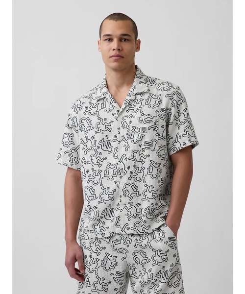 GAP（ギャップ）の「キース・ヘリング テクスチャーシャツ（シャツ/ブラウス・メンズ・ベージュ・L/M/XL/XS/S）」の3枚目の写真