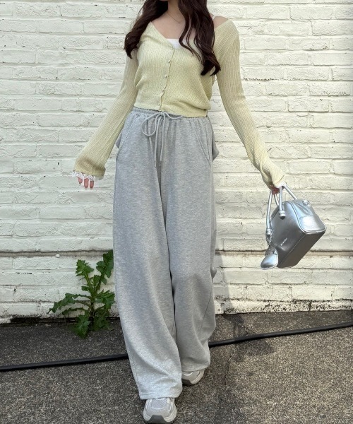 Another Branch olive des olive（アナザーブランチオリーブデオリーブ）の「後ろ姿までかわいい！リボン付きバレルカットパンツ（スウェットパンツ・レディース・ブラック/トップグレー/ピンク・FREE）」の13枚目の写真