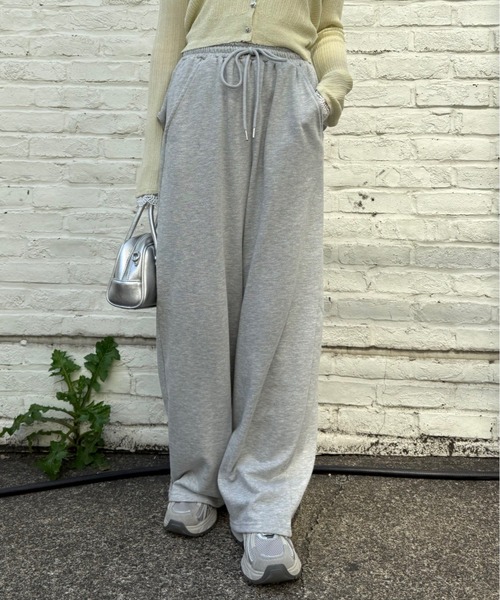 Another Branch olive des olive（アナザーブランチオリーブデオリーブ）の「後ろ姿までかわいい！リボン付きバレルカットパンツ（スウェットパンツ・レディース・ブラック/トップグレー/ピンク・FREE）」の18枚目の写真