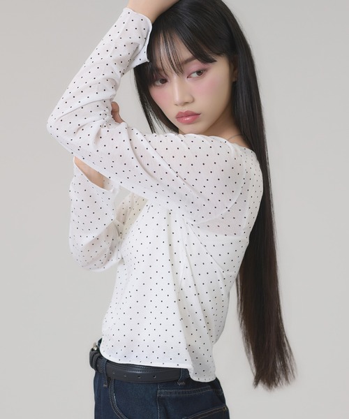 apres jour mignon（アプレジュールミニョン）の「チャーム付きトップス（その他トップス・レディース・ピンク/ブラック/アイボリー/オフホワイト/グレー/シルバー・フリー/LARGE）」の8枚目の写真