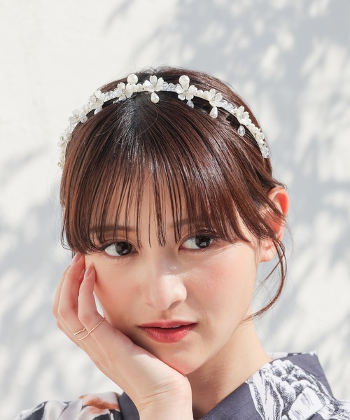 Honeys（ハニーズ）の「花モチーフカチューシャ（和装小物・レディース・シルバー/ゴールド・FREE）」の12枚目の写真
