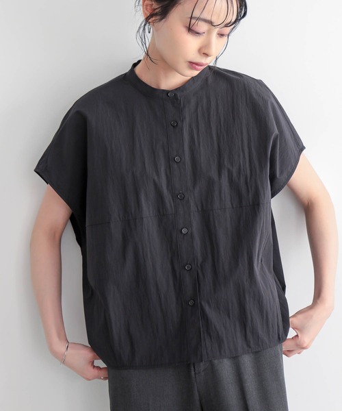 for/c(フォーシー)の「コクーンブラウス【サスティナブル】(シャツ/ブラウス・レディース・オフホワイト/ブラック/ベージュ・L/M)」の6枚目の写真