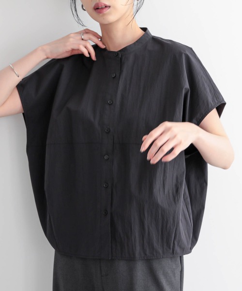 for/c(フォーシー)の「コクーンブラウス【サスティナブル】(シャツ/ブラウス・レディース・オフホワイト/ブラック/ベージュ・L/M)」の8枚目の写真