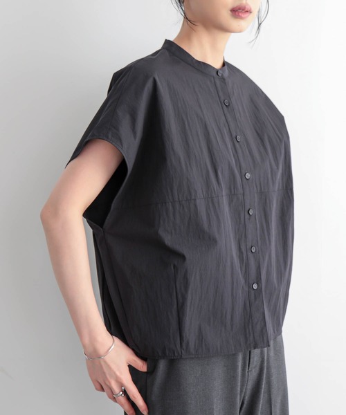 for/c(フォーシー)の「コクーンブラウス【サスティナブル】(シャツ/ブラウス・レディース・オフホワイト/ブラック/ベージュ・L/M)」の11枚目の写真