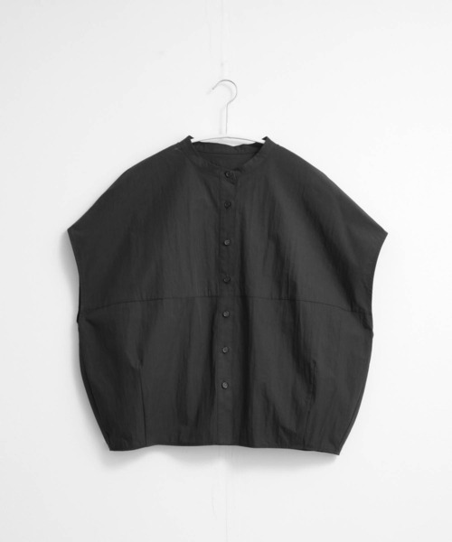 for/c(フォーシー)の「コクーンブラウス【サスティナブル】(シャツ/ブラウス・レディース・オフホワイト/ブラック/ベージュ・L/M)」の17枚目の写真
