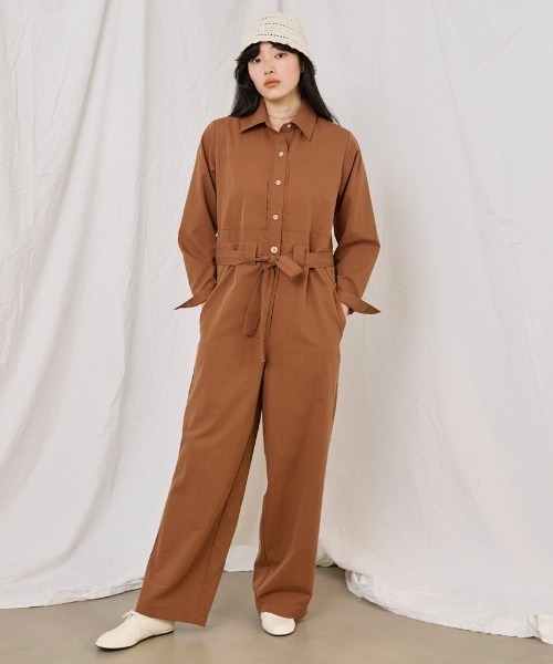 COMMON+HAUS(コモンハウス)の「ニュートラルジャンプスーツ(つなぎ/オールインワン・レディース・ブラウン/ネイビー/ブラック・S/M)」の1枚目の写真