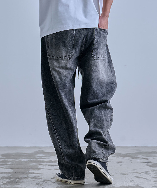 ARULE(アルール)の「『ARULE/アルール』紐付き加工ワイドデニムパンツ【GC】(デニムパンツ・メンズ・ブラック・M/L)」の3枚目の写真