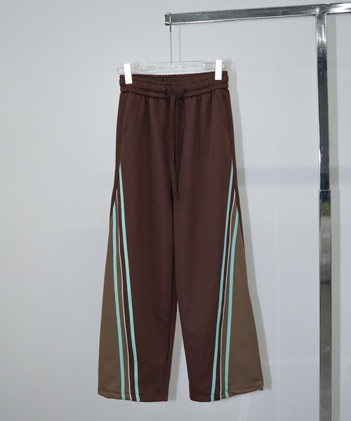 chuclla(チュクラ)の「カーブライン ワイドトラックパンツ chw26s257(スウェットパンツ・レディース・ブラウン・M/L)」の10枚目の写真