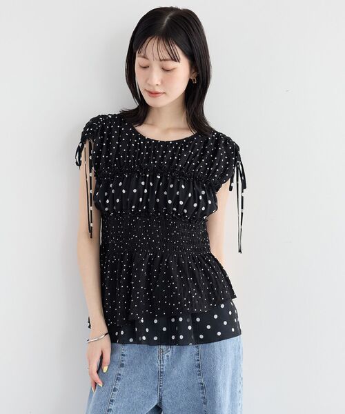 YECCA VECCA(イェッカヴェッカ)の「ドットMIXシャーリングブラウス(シャツ/ブラウス・レディース・ブラック/オフホワイト・FREE)」の14枚目の写真
